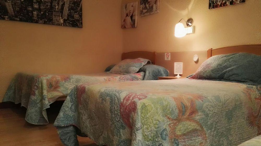 Hostal Alicante Madrid Luaran gambar