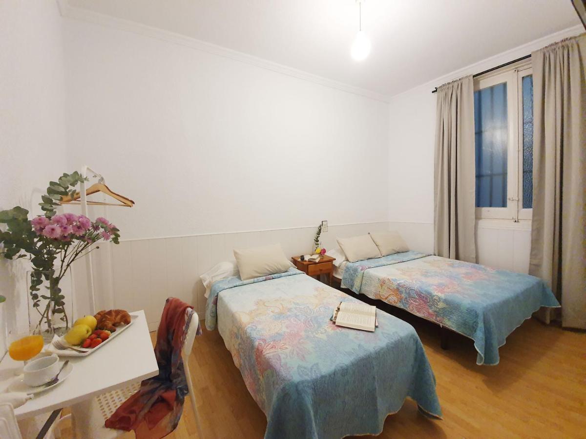 Hostal Alicante Madrid Luaran gambar