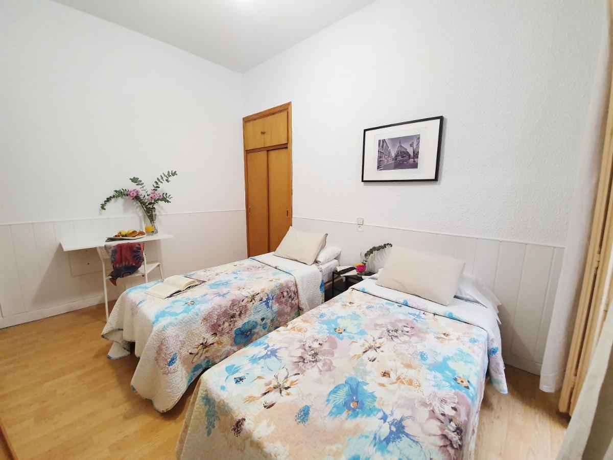 Hostal Alicante Madrid Luaran gambar