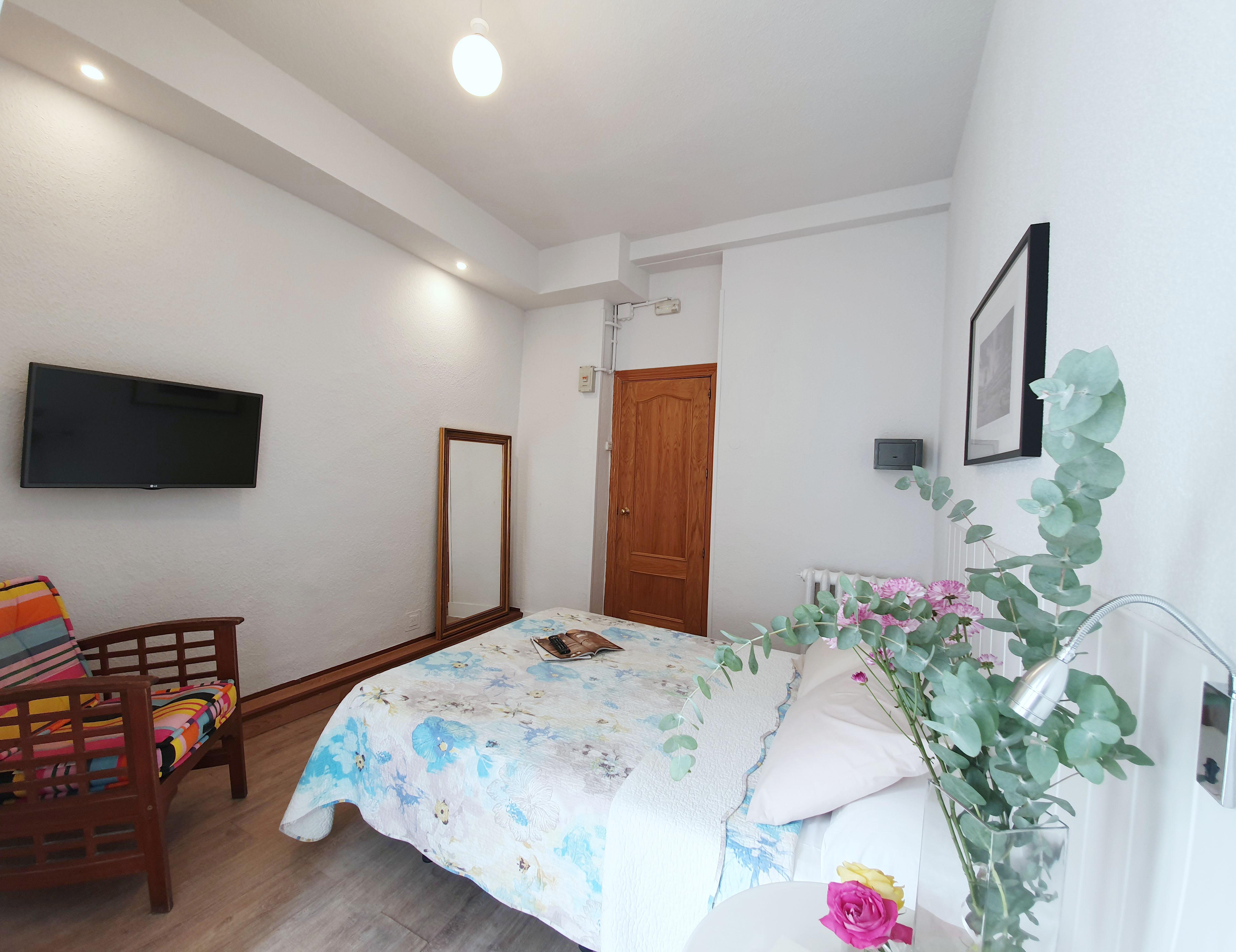 Hostal Alicante Madrid Luaran gambar