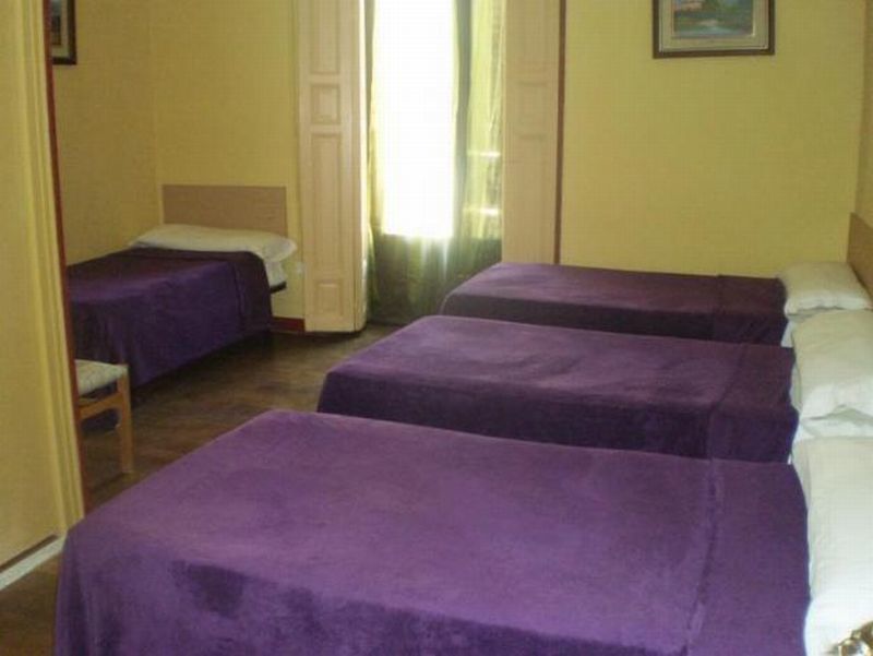 Hostal Alicante Madrid Luaran gambar